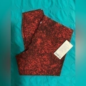 NWT Lululemon Wunder Train HR Tight 25” Size 20 Denim wash Autumn red bl…